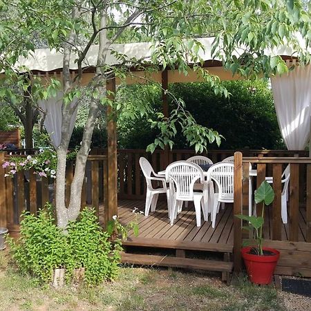 Hotel Li Sourso Aups Exterior foto