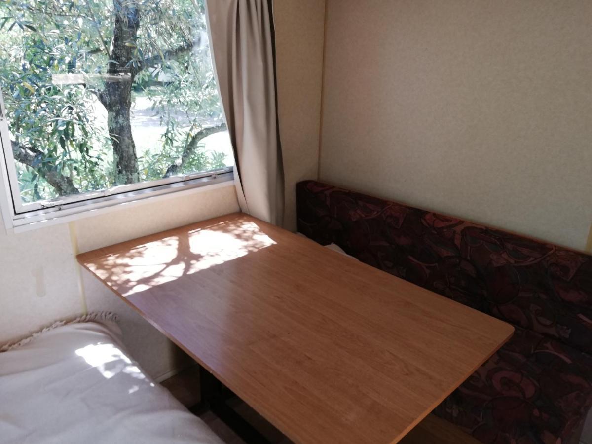 Hotel Li Sourso Aups Exterior foto